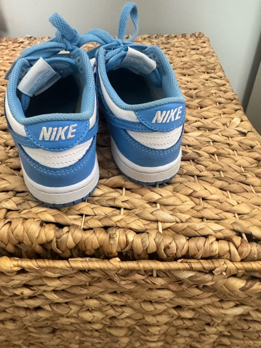 Nike Kids Dunk low Sneakers in Blue and White - Picture 3 of 3